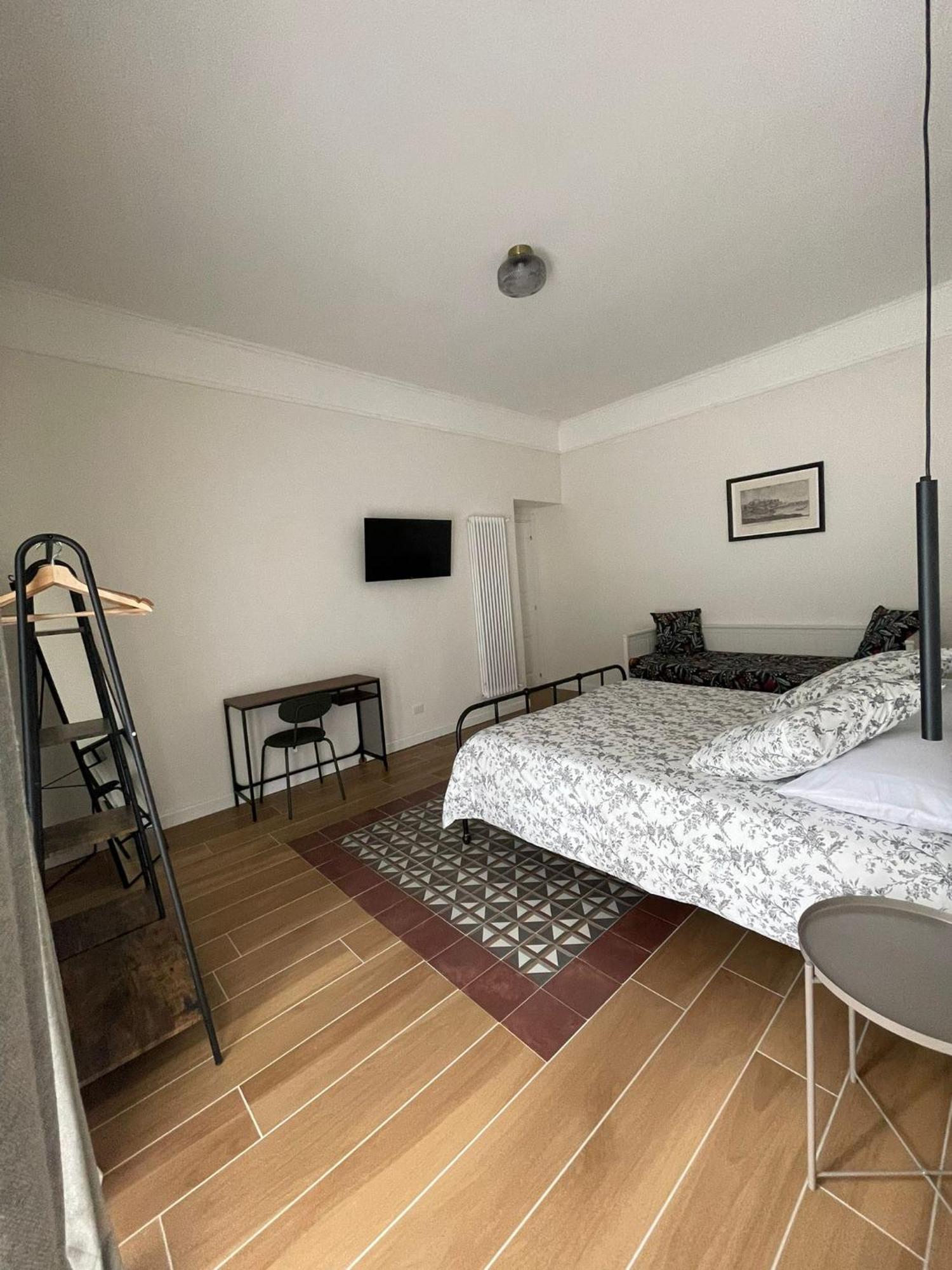 Bed and Breakfast Casa Duchesca Napoli Esterno foto