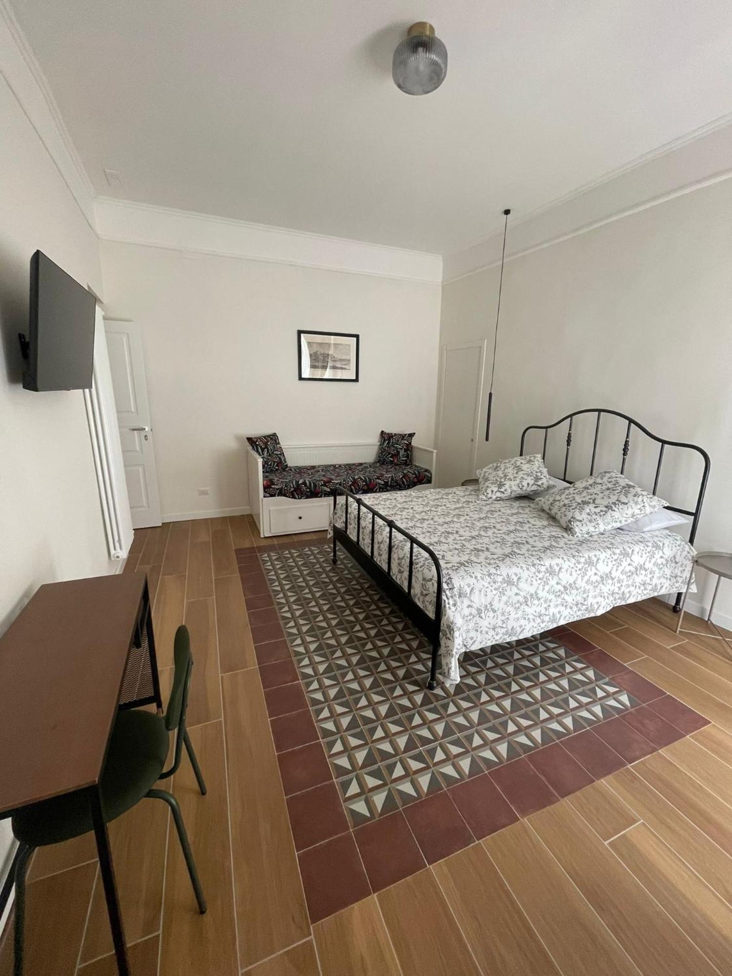 Bed and Breakfast Casa Duchesca Napoli Esterno foto