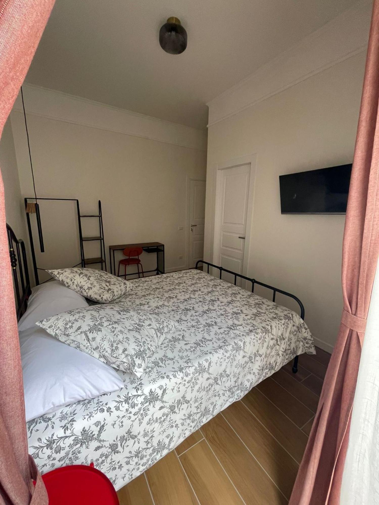 Bed and Breakfast Casa Duchesca Napoli Esterno foto